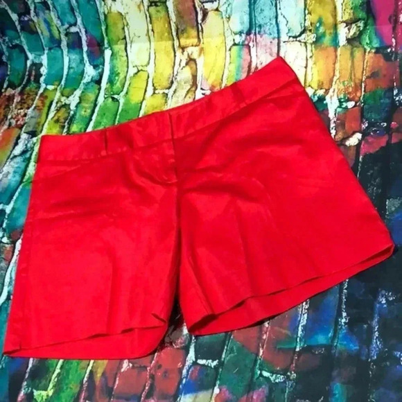 The limited plus size 14 red dress shorts‎ - Picture 1 of 7